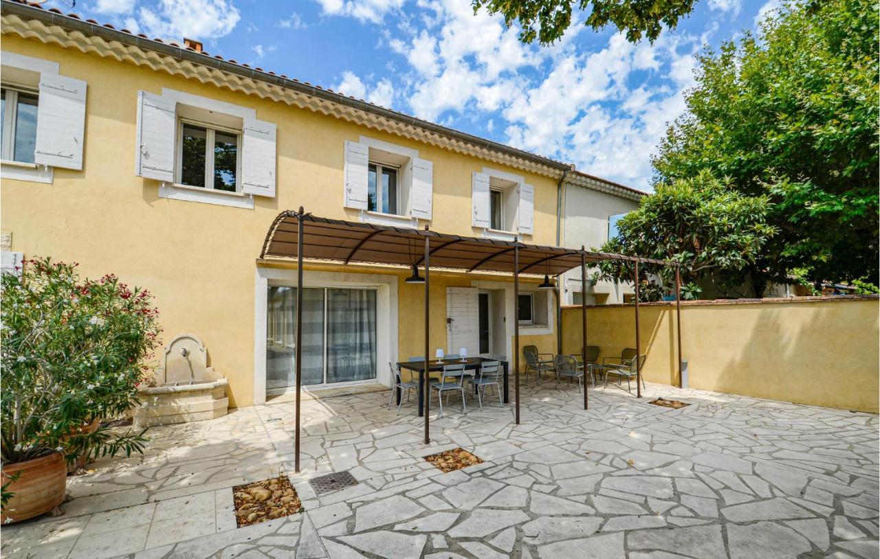 3 Bedroom Awesome Home In Chateuneuf De Gadagne Châteauneuf-de-Gadagne Zewnętrze zdjęcie