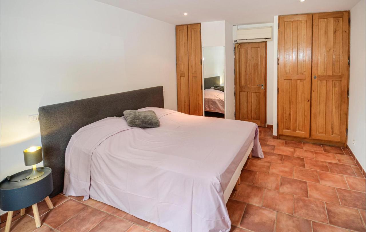 3 Bedroom Awesome Home In Chateuneuf De Gadagne Châteauneuf-de-Gadagne Zewnętrze zdjęcie
