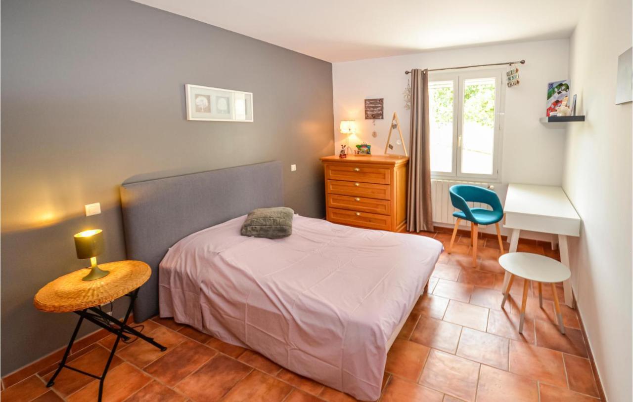 3 Bedroom Awesome Home In Chateuneuf De Gadagne Châteauneuf-de-Gadagne Zewnętrze zdjęcie