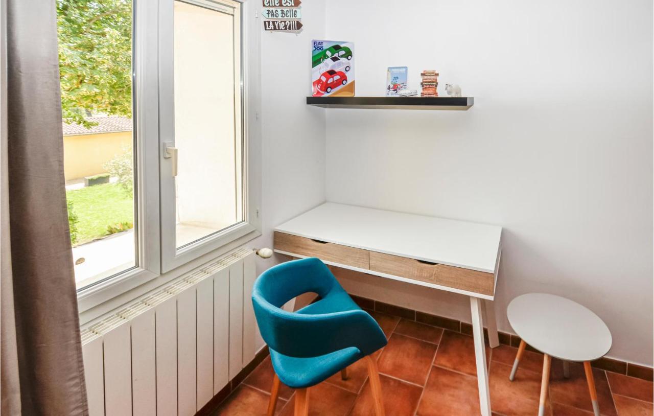 3 Bedroom Awesome Home In Chateuneuf De Gadagne Châteauneuf-de-Gadagne Zewnętrze zdjęcie