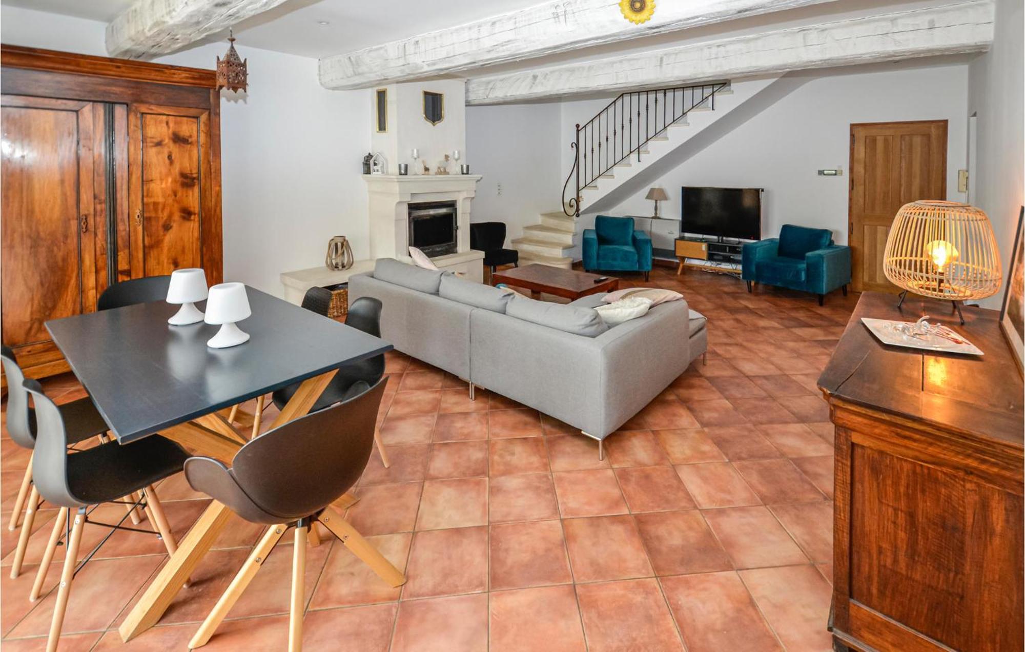 3 Bedroom Awesome Home In Chateuneuf De Gadagne Châteauneuf-de-Gadagne Zewnętrze zdjęcie